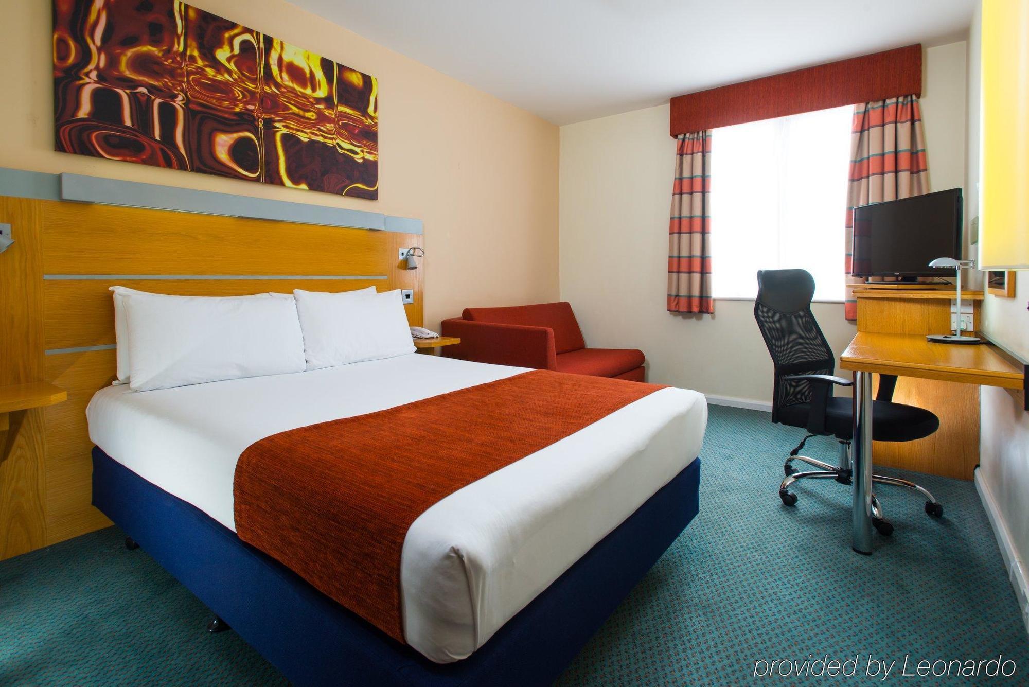 Holiday Inn Express Cardiff Bay, An Ihg Hotel Eksteriør bilde